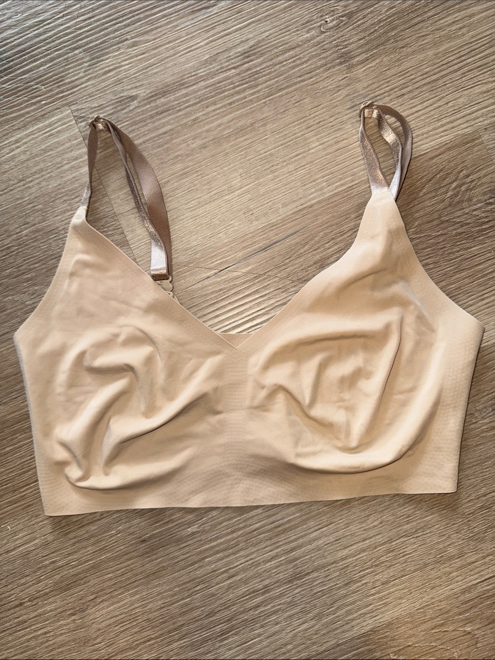 TRUE & CO. True Body Triangle Convertible Strap Seamless Nude Wireless Bralette